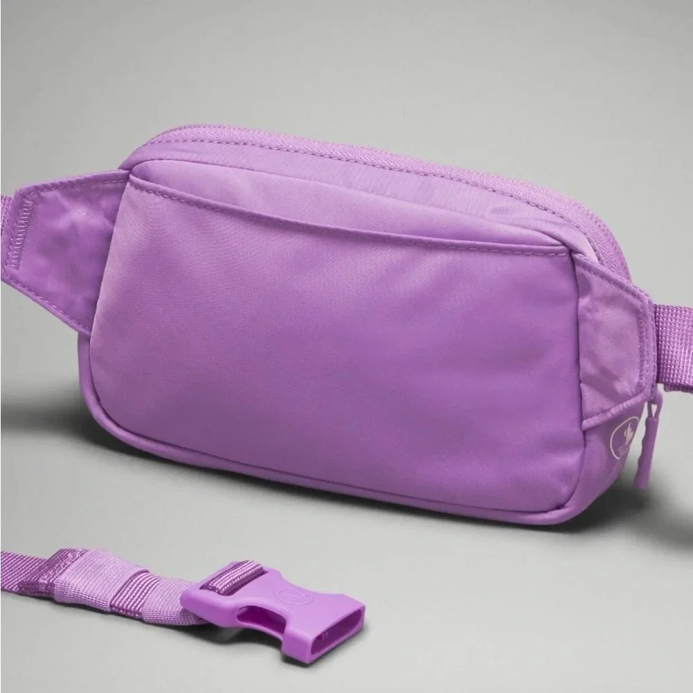 🆕🇨🇦 Lululemon Team Canada Future Legacy Mini Belt Bag Purple Blossom Lt Ivory